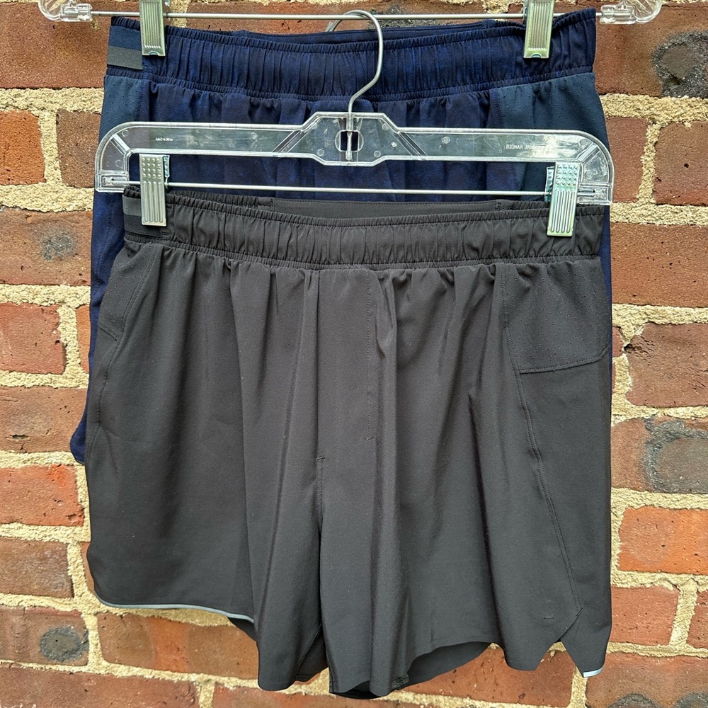 Lululemon men lot of 2: Shorts size S